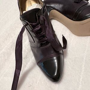 Tahari Dark Brown Leather Lace-Up Heeled Oxford with Gloss Cap Toe